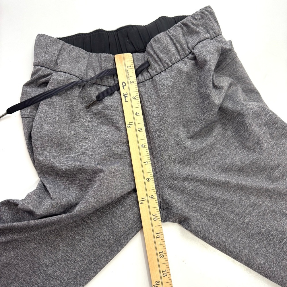 Lululemon On The Fly Pant 28" Womens Size 2 Casual Pull On Heathered Grey Black - Picture 11 of 12
